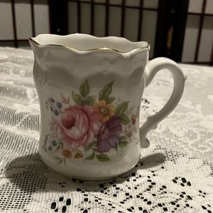 Fine bone china mug swirled bowl gold rim & accents VIOLETS Harleigh UK 6 oz